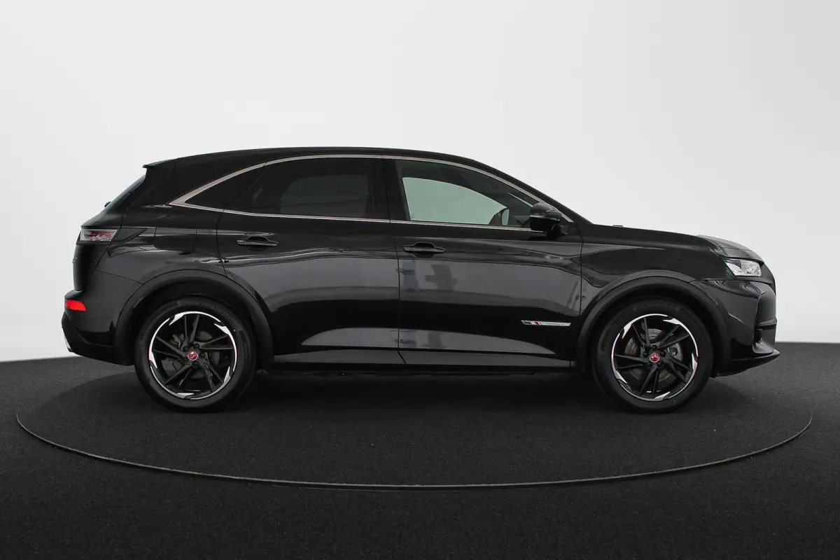 E-Tense Performance Line 225 SOH 97% Stoelverwarming Achteruitrijcamera Navigatie