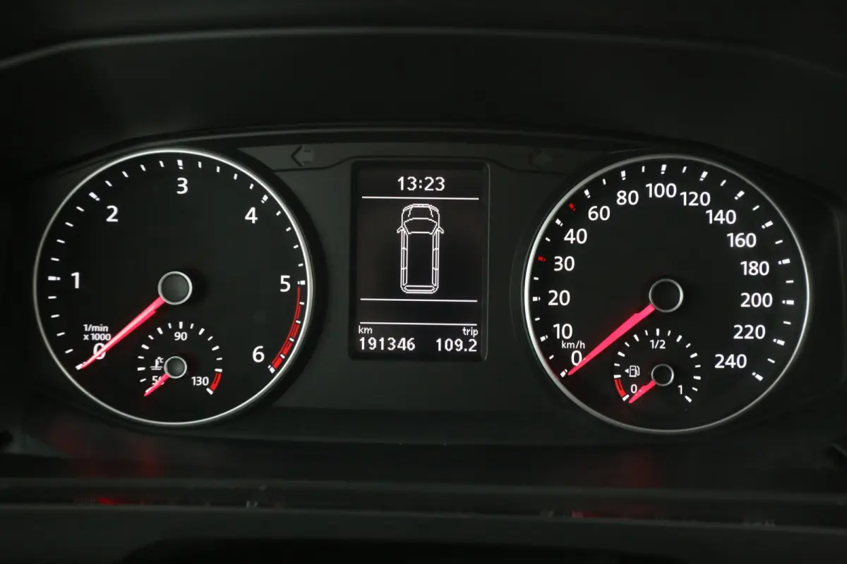 2.0 TDI L2H1 150PK Highline | Dubbele Cabine | Automaat | Airco | Camera | Cruise | Carplay | Trekhaak | Parkeersens.