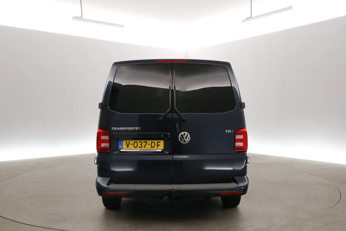 2.0 TDI L2H1 150PK Highline | Dubbele Cabine | Automaat | Airco | Camera | Cruise | Carplay | Trekhaak | Parkeersens.