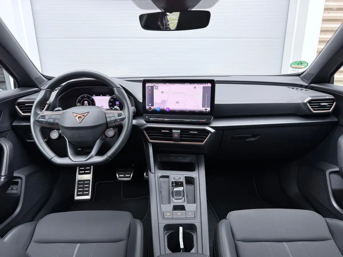 1.4 e-Hybrid VZ Performance Pano/Camera/Memory