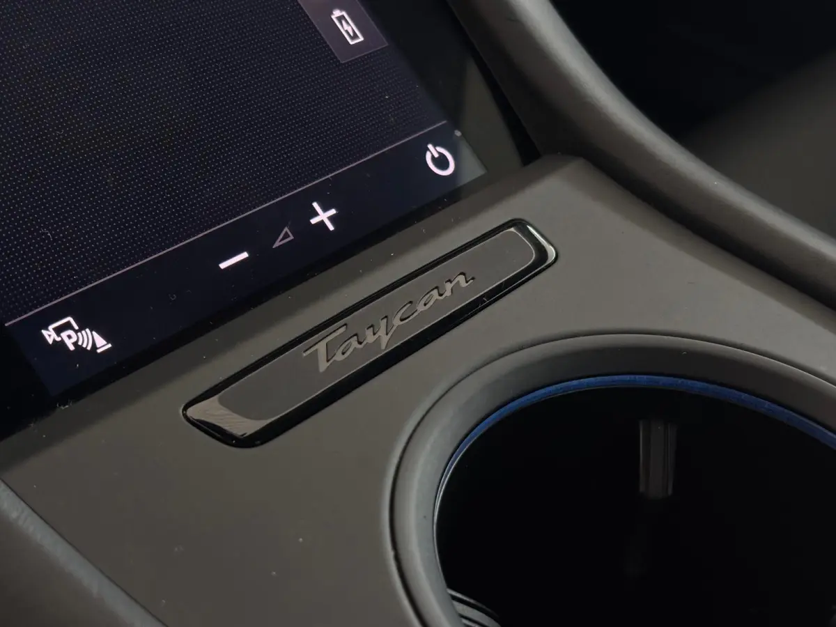 Turbo 93 kWh (Goed OndH, Panorama, Passagier Display, Bose, LuchtVering, SportChrono, Ledere Dash, 360 Camera, Etc)