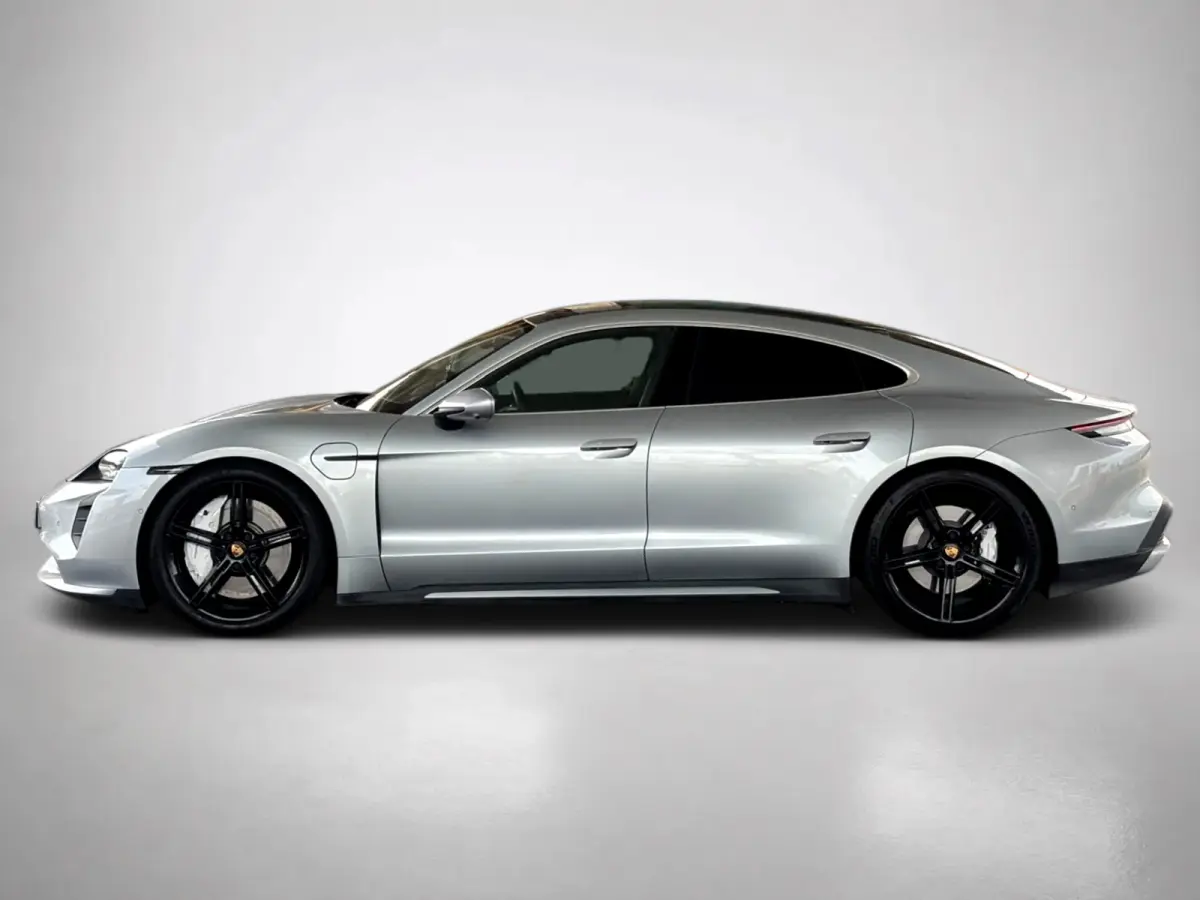 Turbo 93 kWh (Goed OndH, Panorama, Passagier Display, Bose, LuchtVering, SportChrono, Ledere Dash, 360 Camera, Etc)
