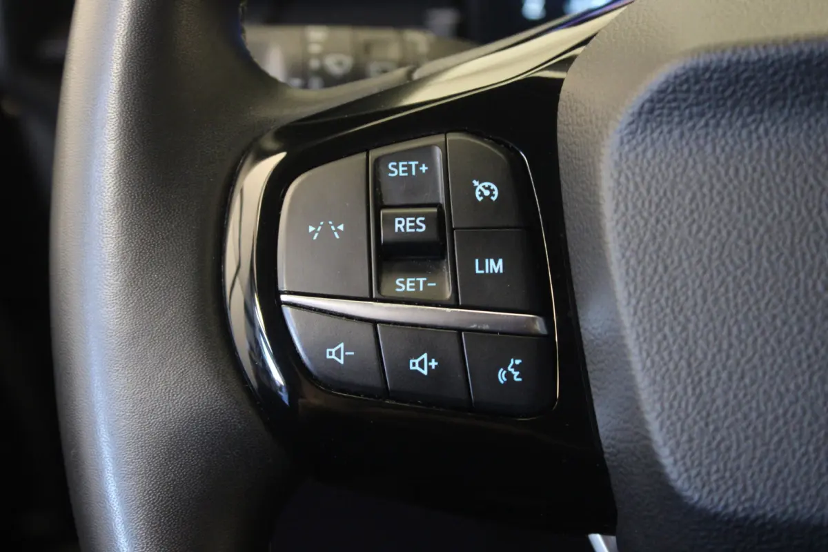1.0 EcoBoost Titanium |Camera|Navi| facelift