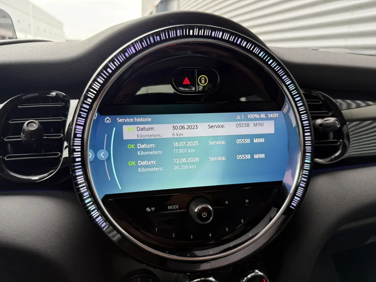 1.5 Cooper Pano/Camera/Apple