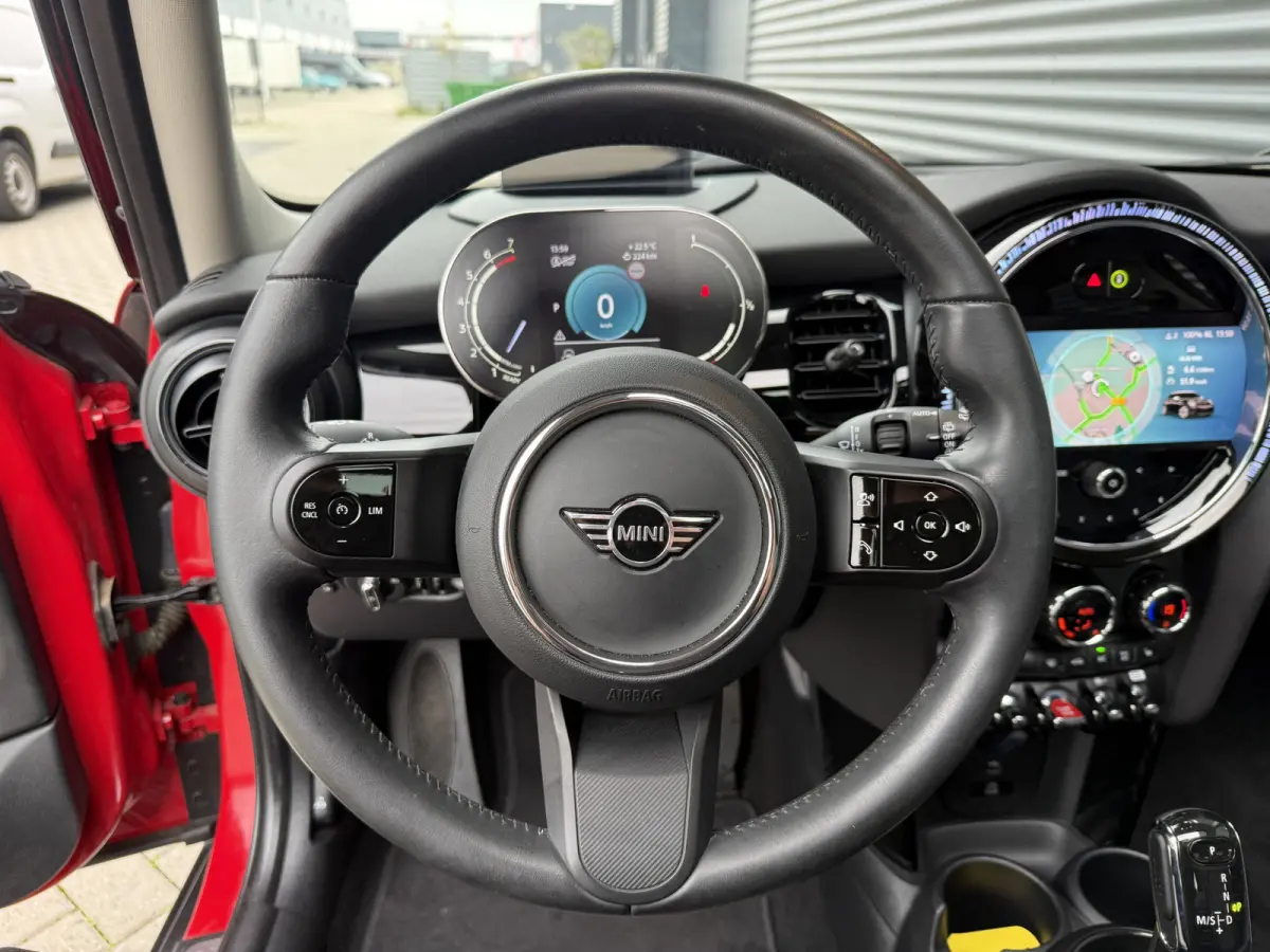 1.5 Cooper Pano/Camera/Apple