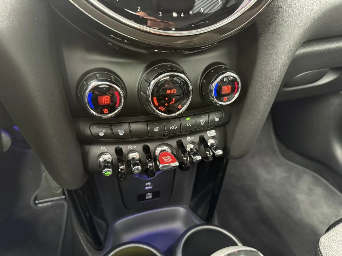 1.5 Cooper Pano/Camera/Apple