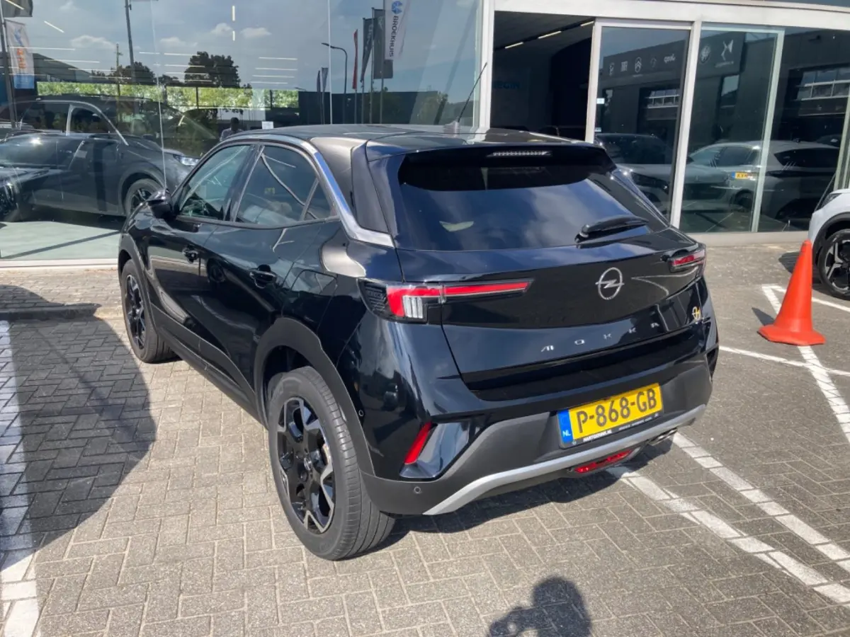 1.2 Turbo Ultimate | Achteruitrijcamera | Alcantara bekleding | Electronic climate controle