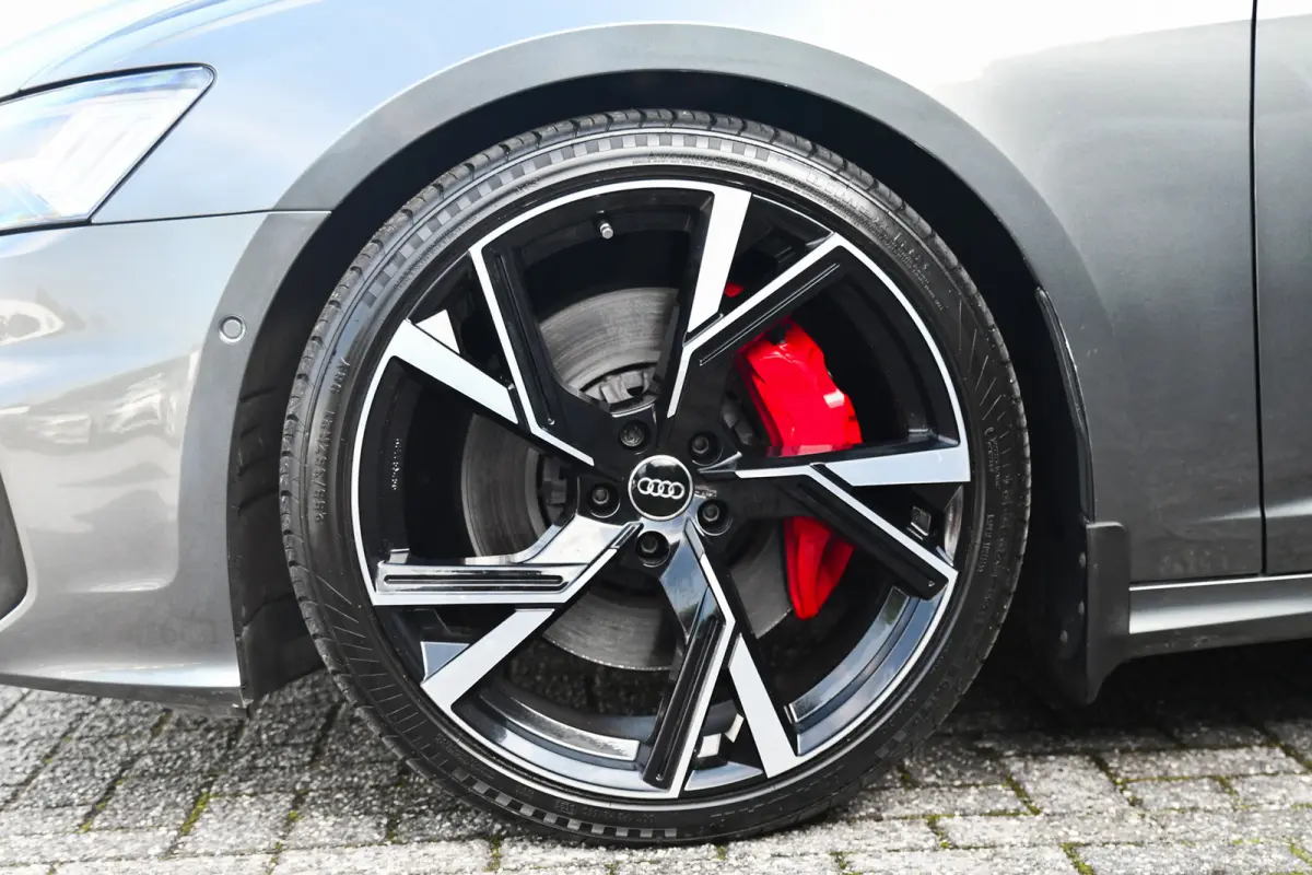 55 TFSI e quattro Competition 3x S-Line, RS Seats, Carbon, Pano, Matrix, B&O, 360, Memory, Keyless, ACC, Trekhaak!