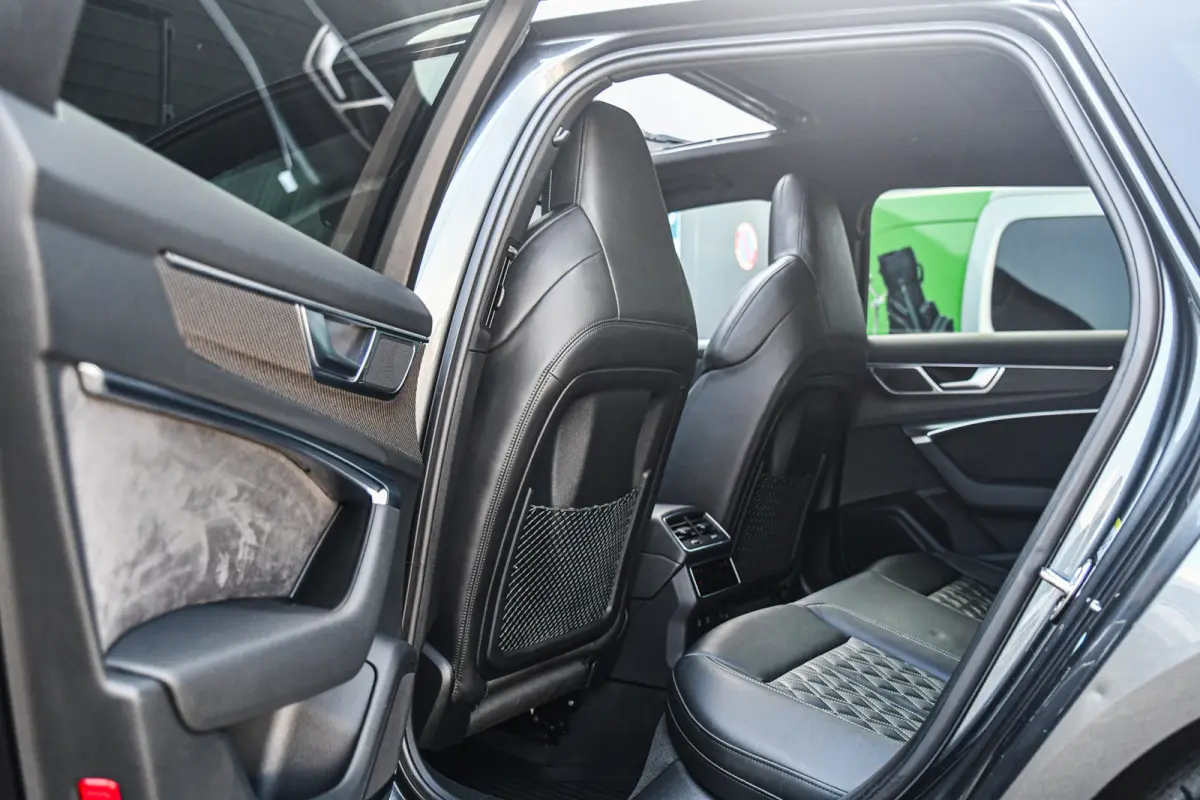 55 TFSI e quattro Competition 3x S-Line, RS Seats, Carbon, Pano, Matrix, B&O, 360, Memory, Keyless, ACC, Trekhaak!