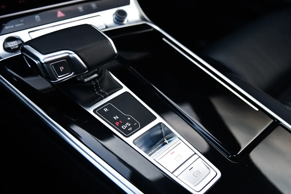 55 TFSI e quattro Competition 3x S-Line, RS Seats, Carbon, Pano, Matrix, B&O, 360, Memory, Keyless, ACC, Trekhaak!