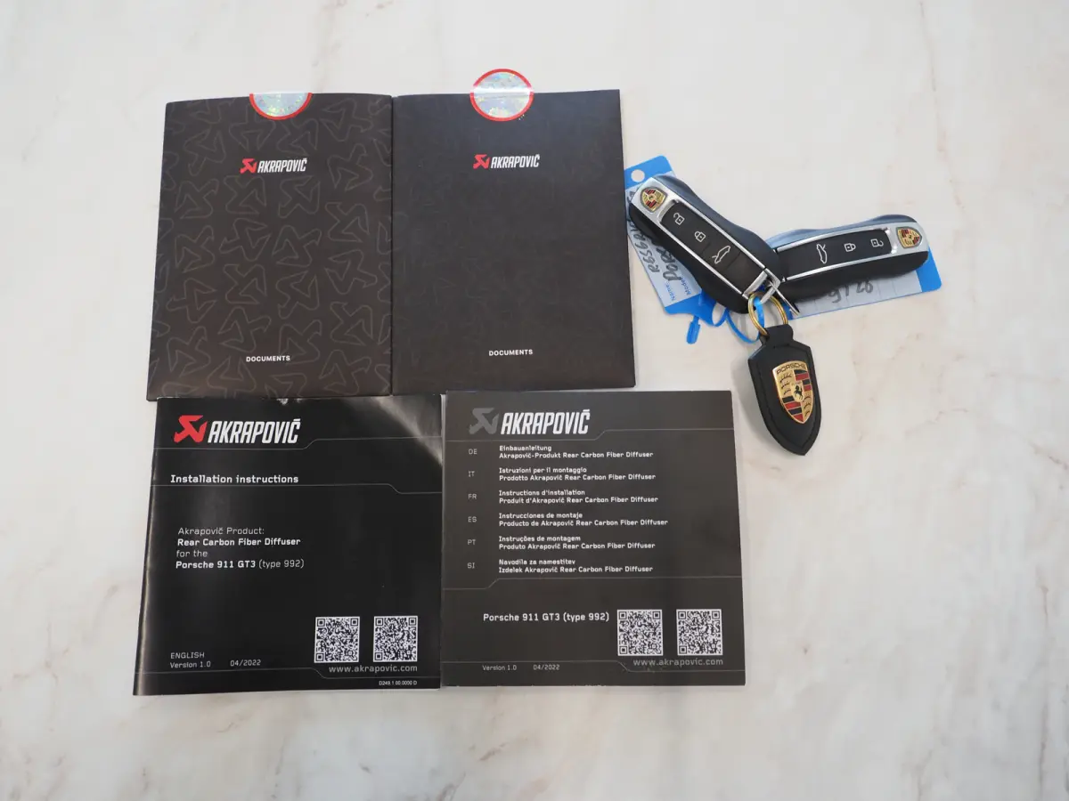 4.0 GT3 Touring | Akrapovic | PPF | Sports Chrono + | Lift | Carbon | Neodyme