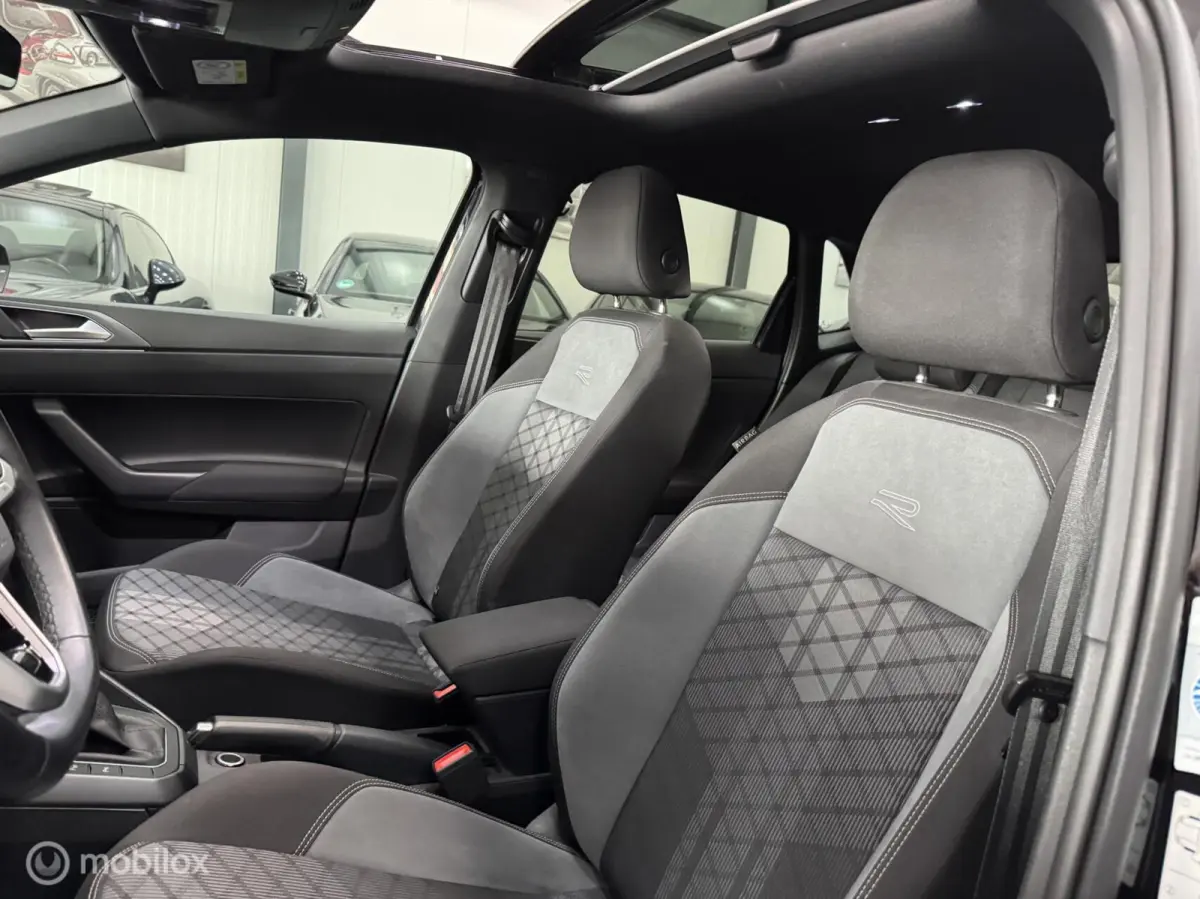 R LINE AUTOMAAT PANO IQ KEYLESS FULL OPTION