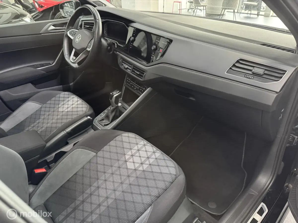 R LINE AUTOMAAT PANO IQ KEYLESS FULL OPTION