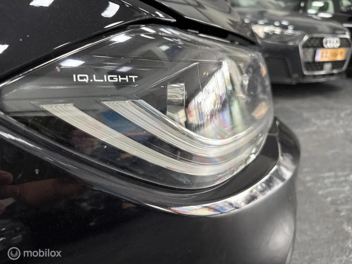 R LINE AUTOMAAT PANO IQ KEYLESS FULL OPTION