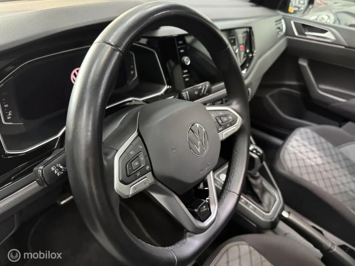 R LINE AUTOMAAT PANO IQ KEYLESS FULL OPTION