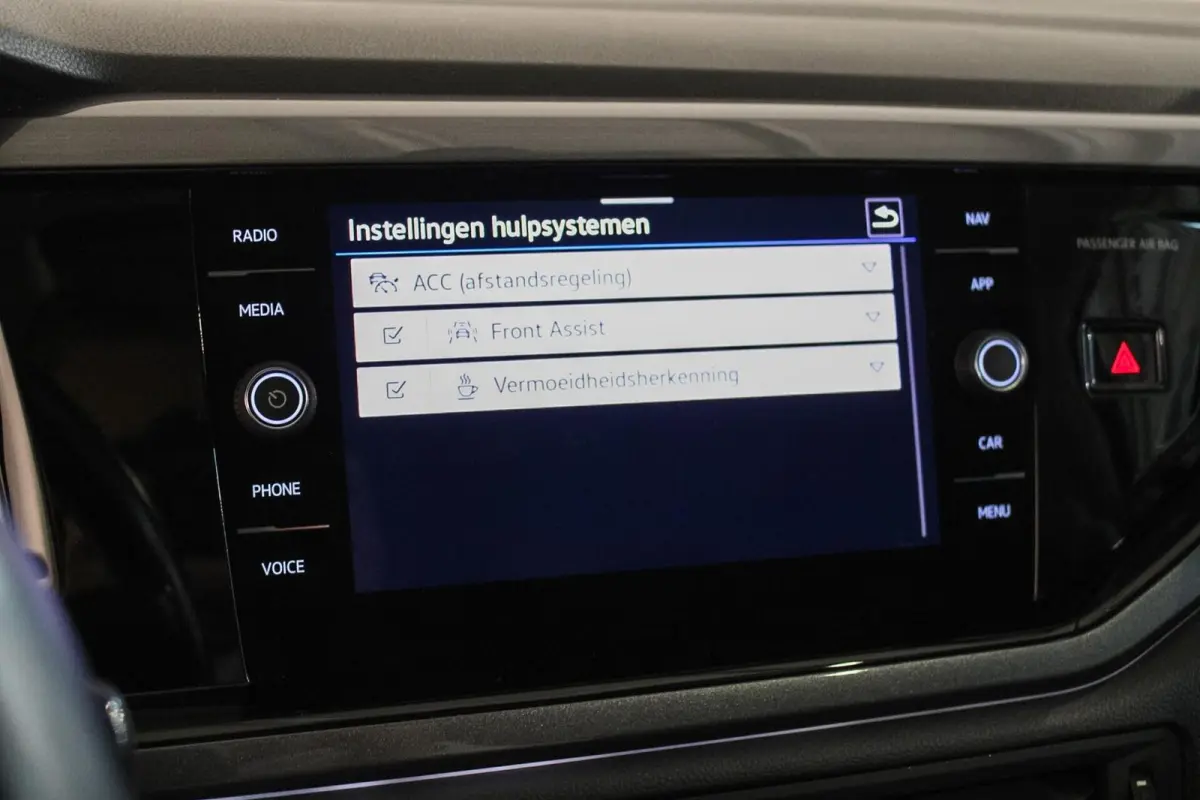 1.0 TSI Highline R-line PANO | AUTOMAAT