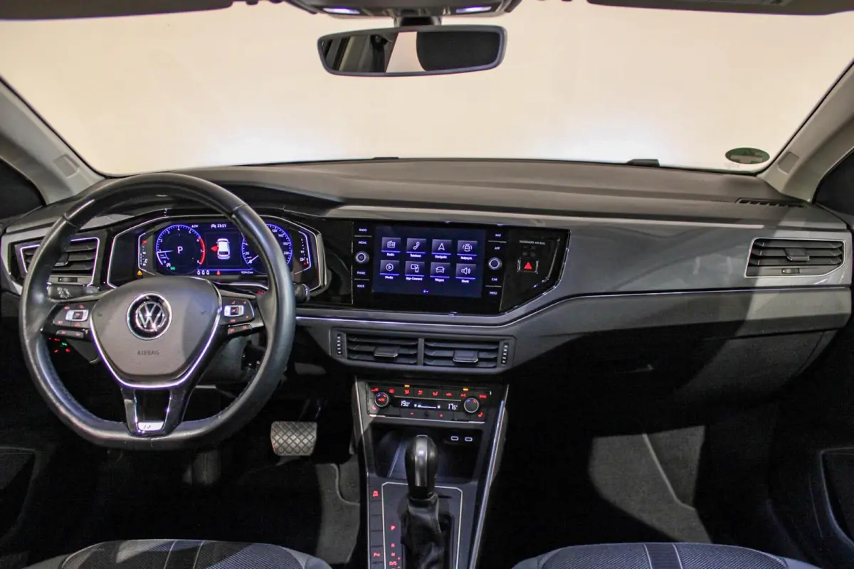 1.0 TSI Highline R-line PANO | AUTOMAAT