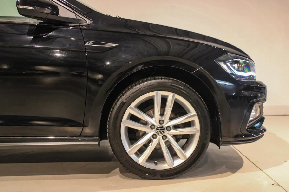 1.0 TSI Highline R-line PANO | AUTOMAAT