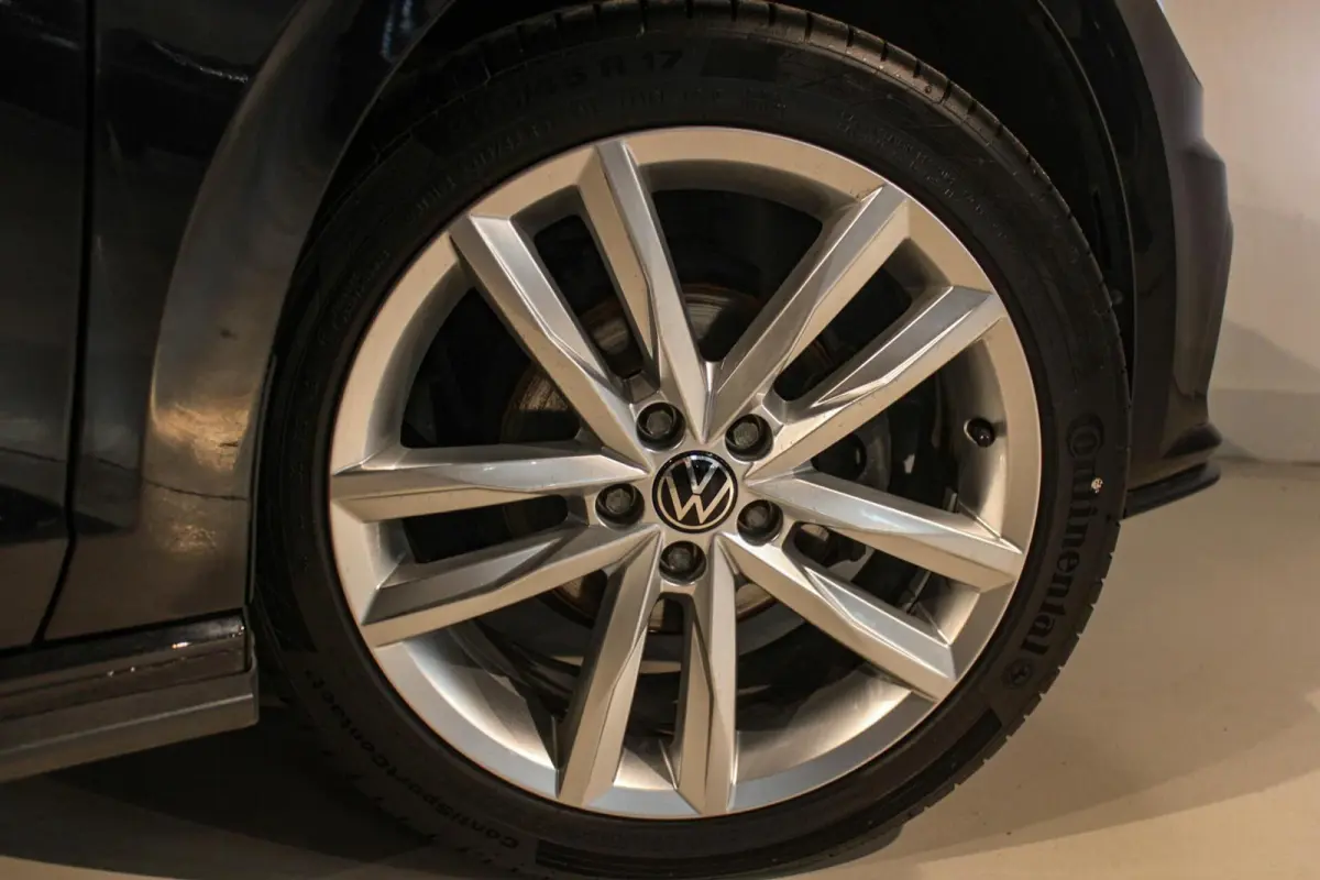 1.0 TSI Highline R-line PANO | AUTOMAAT