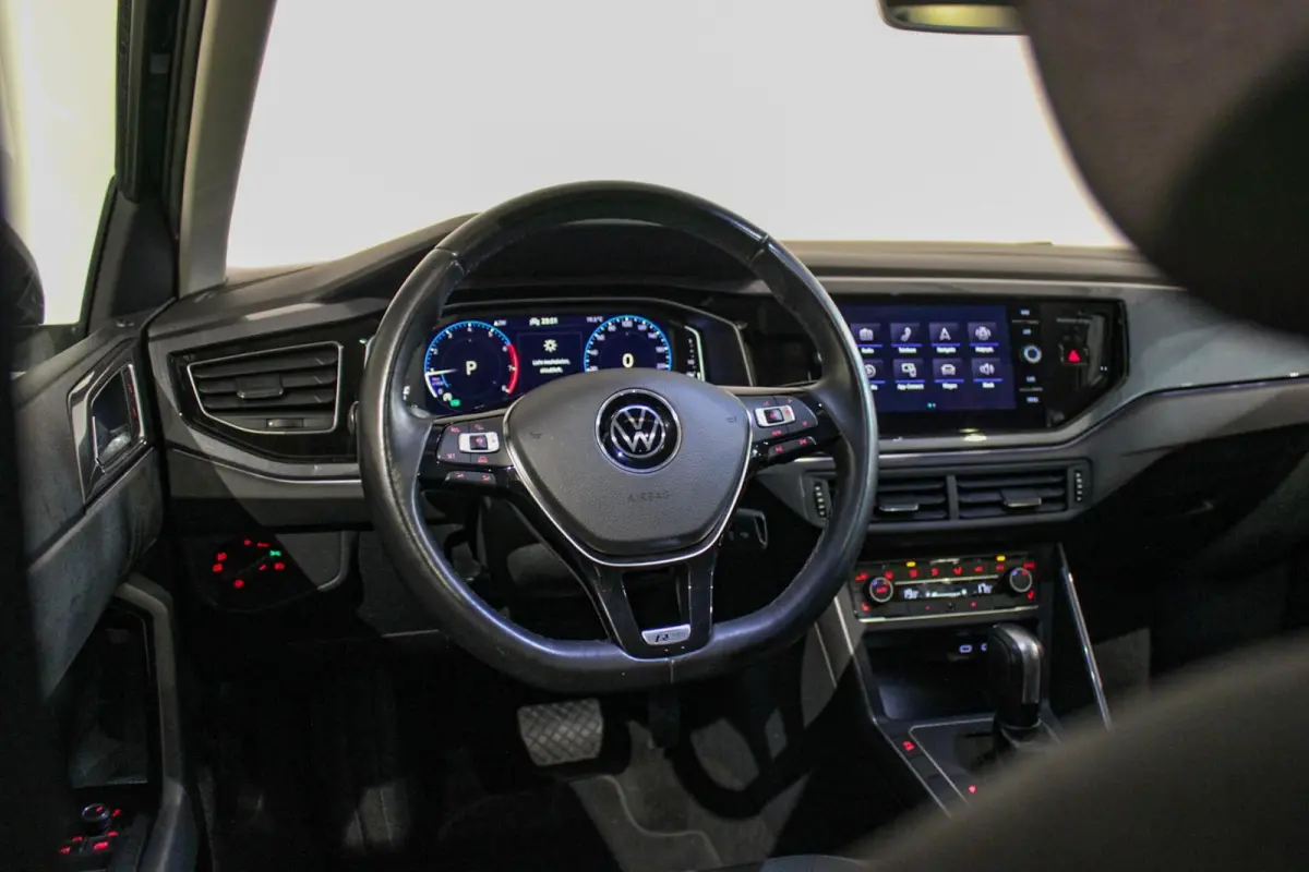 1.0 TSI Highline R-line PANO | AUTOMAAT
