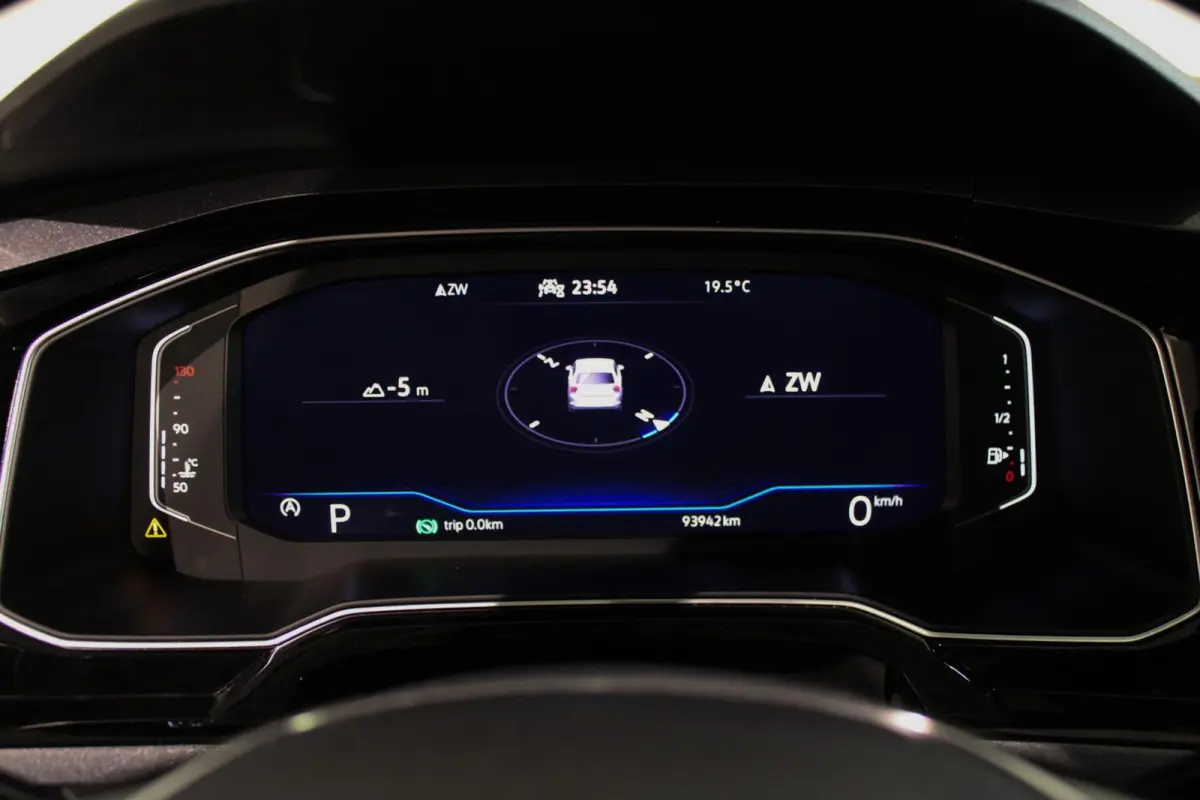 1.0 TSI Highline R-line PANO | AUTOMAAT