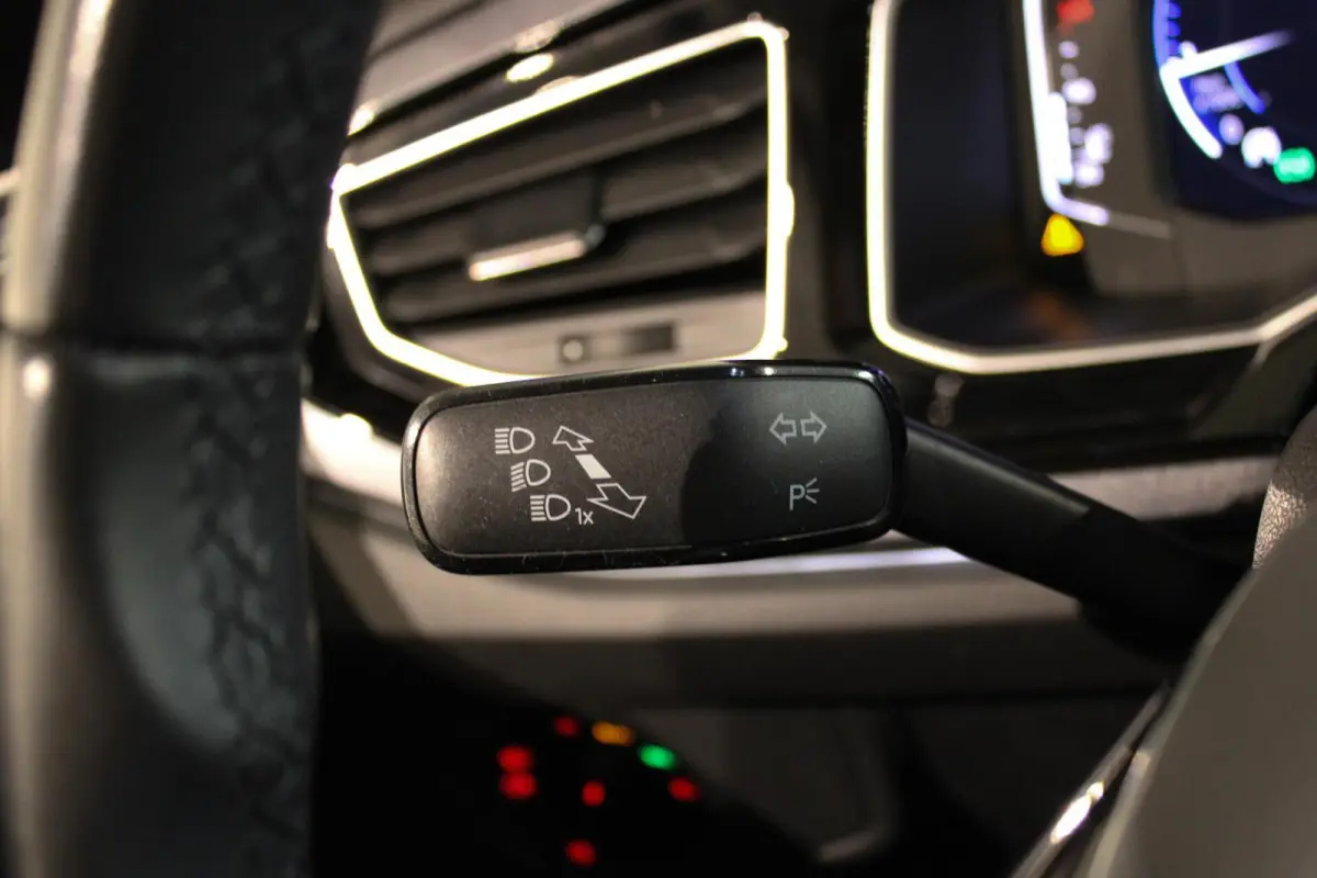 1.0 TSI Highline R-line PANO | AUTOMAAT