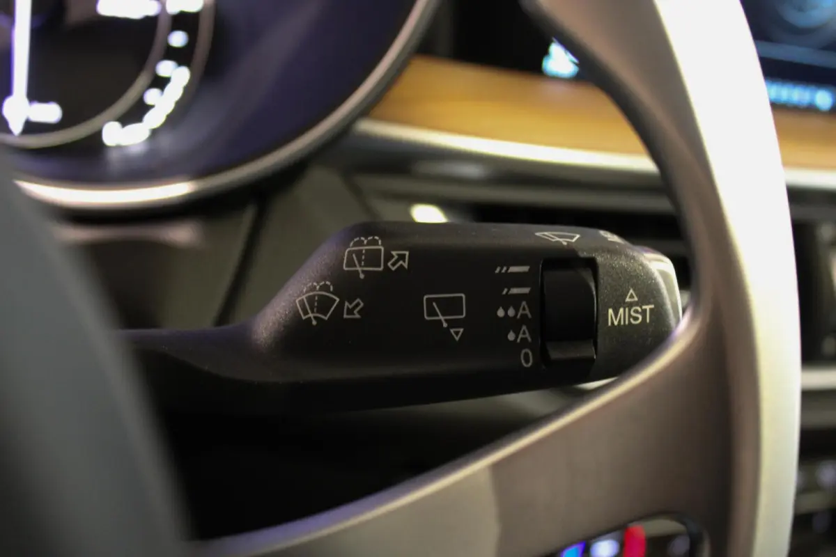 2.0 T AWD Q4 First Edition PANO | LEER