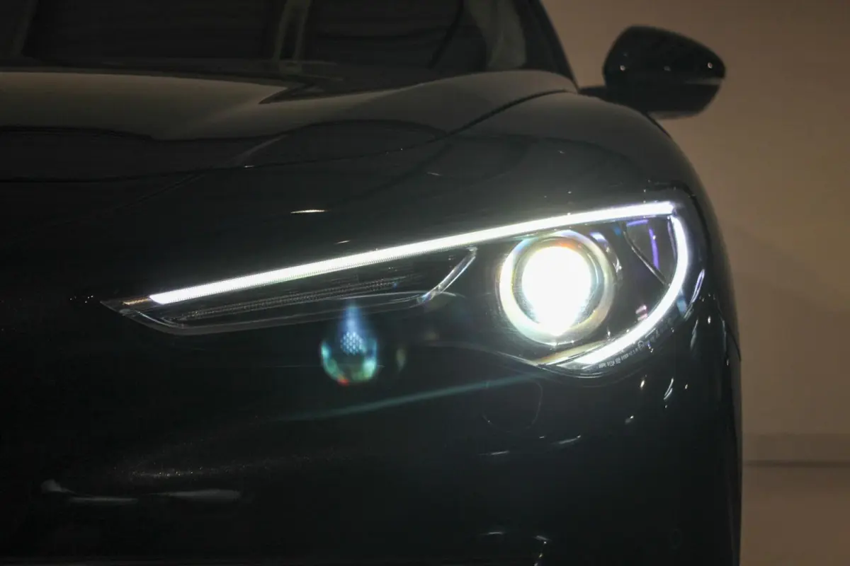 2.0 T AWD Q4 First Edition PANO | LEER