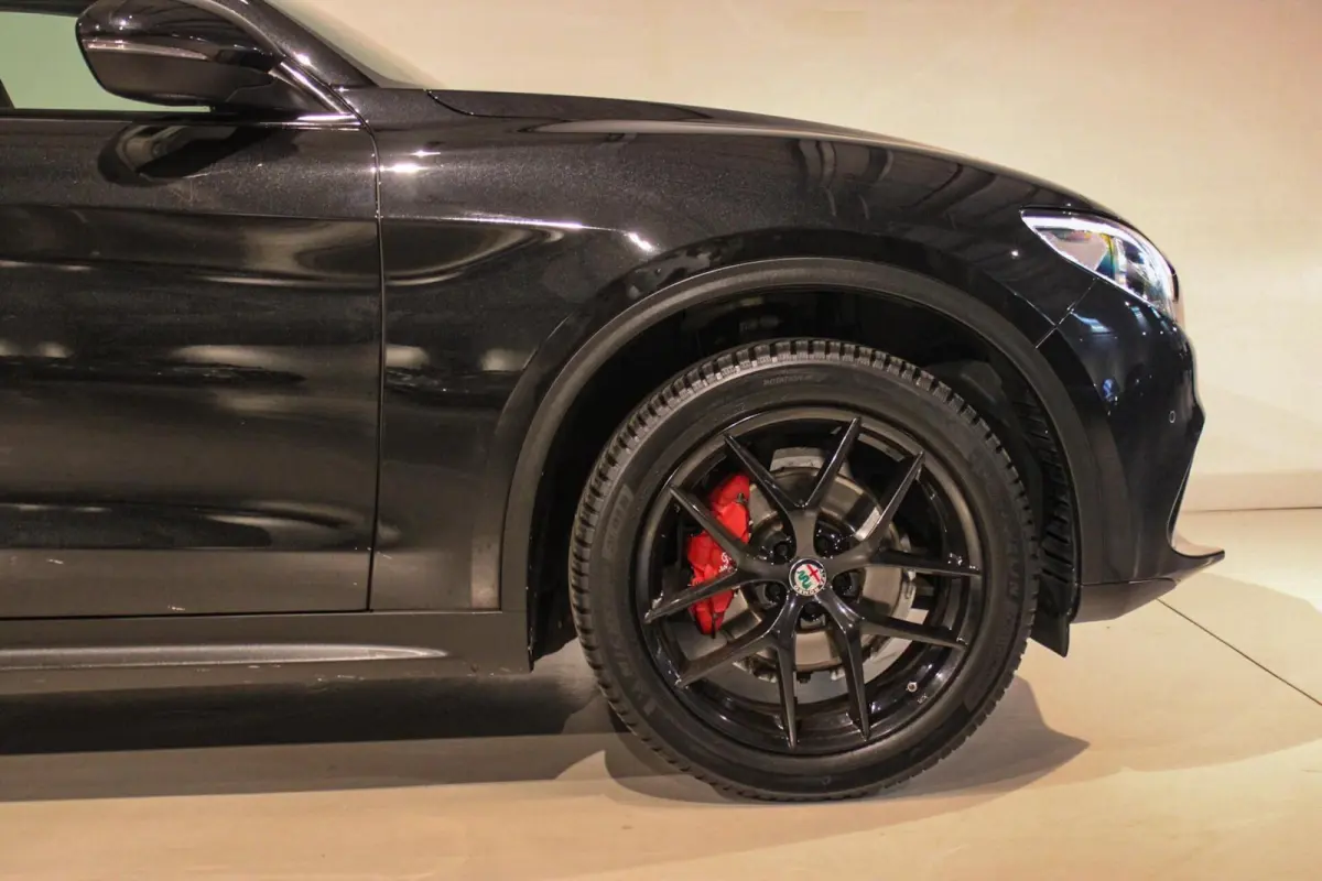 2.0 T AWD Q4 First Edition PANO | LEER