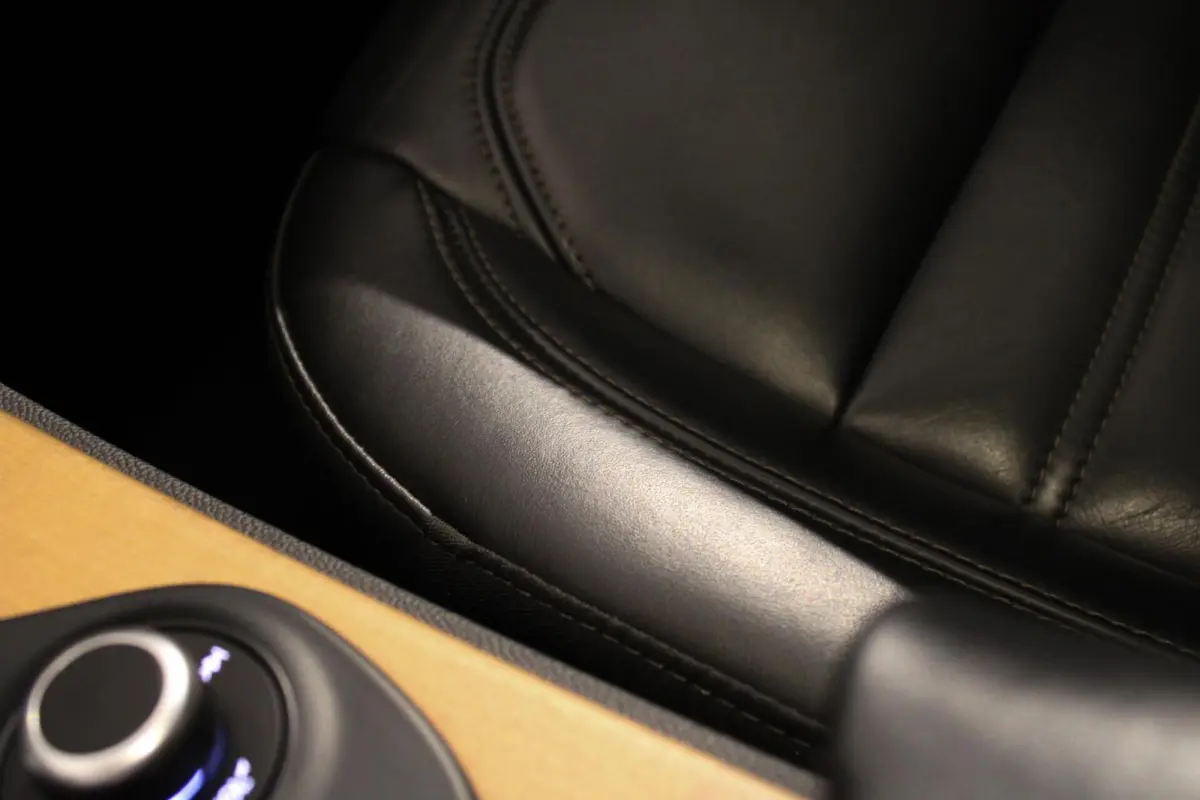 2.0 T AWD Q4 First Edition PANO | LEER