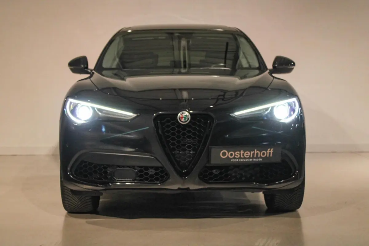 2.0 T AWD Q4 First Edition PANO | LEER