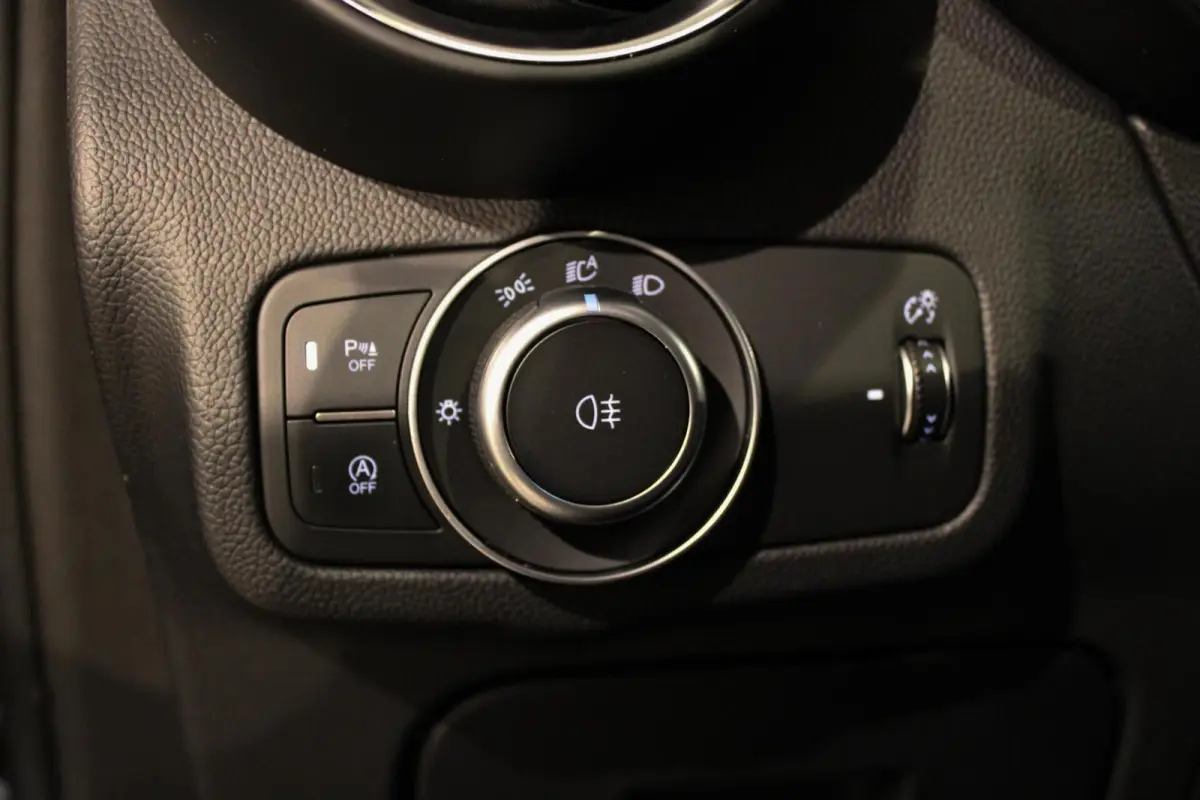 2.0 T AWD Q4 First Edition PANO | LEER