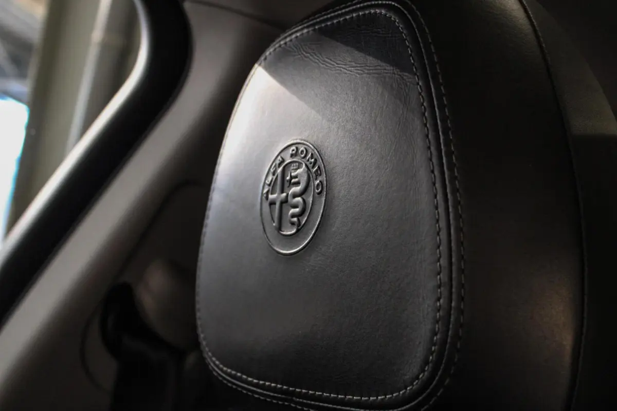 2.0 T AWD Q4 First Edition PANO | LEER