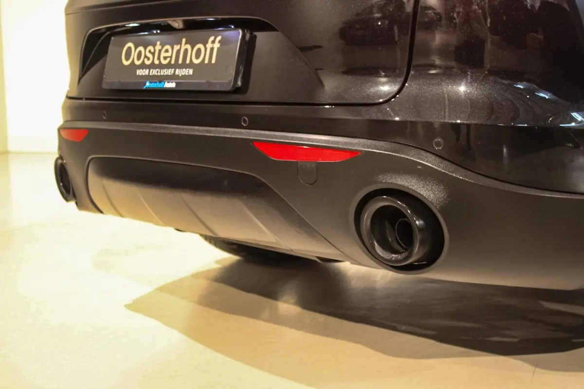 2.0 T AWD Q4 First Edition PANO | LEER