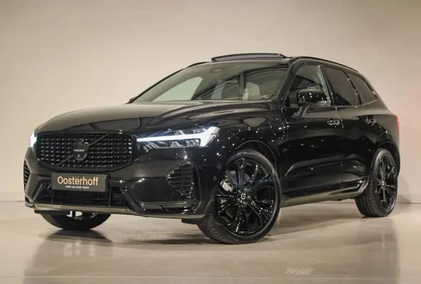 2.0 T8 hybrid Black Edition PANO | LUCHTV | B&W
