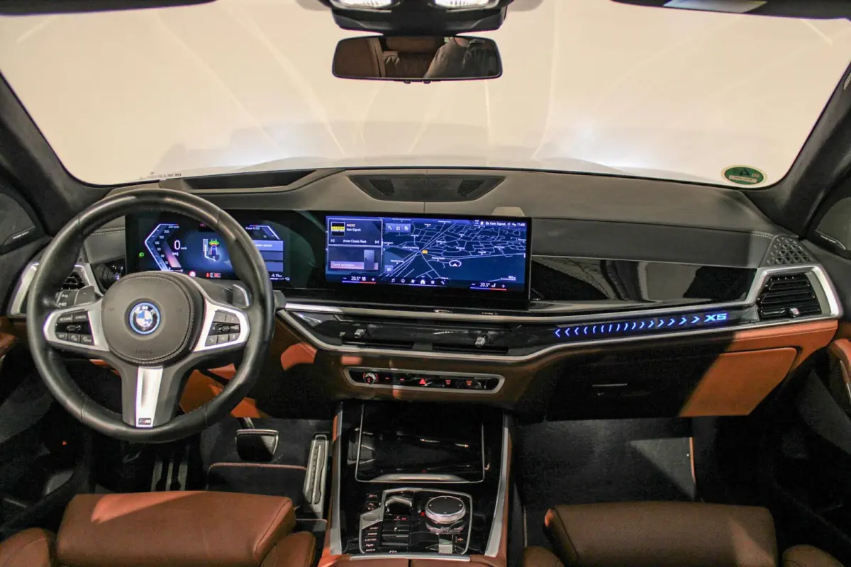 xDrive50e M-sport PANO | SKYL | MASSAGE | INDIVIDUAL