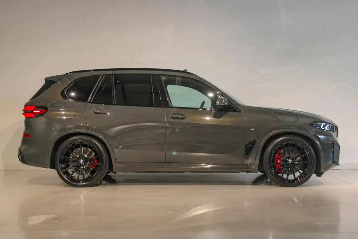 xDrive50e M-sport Pro PANO | SKYLOUNGE | DRAVIT