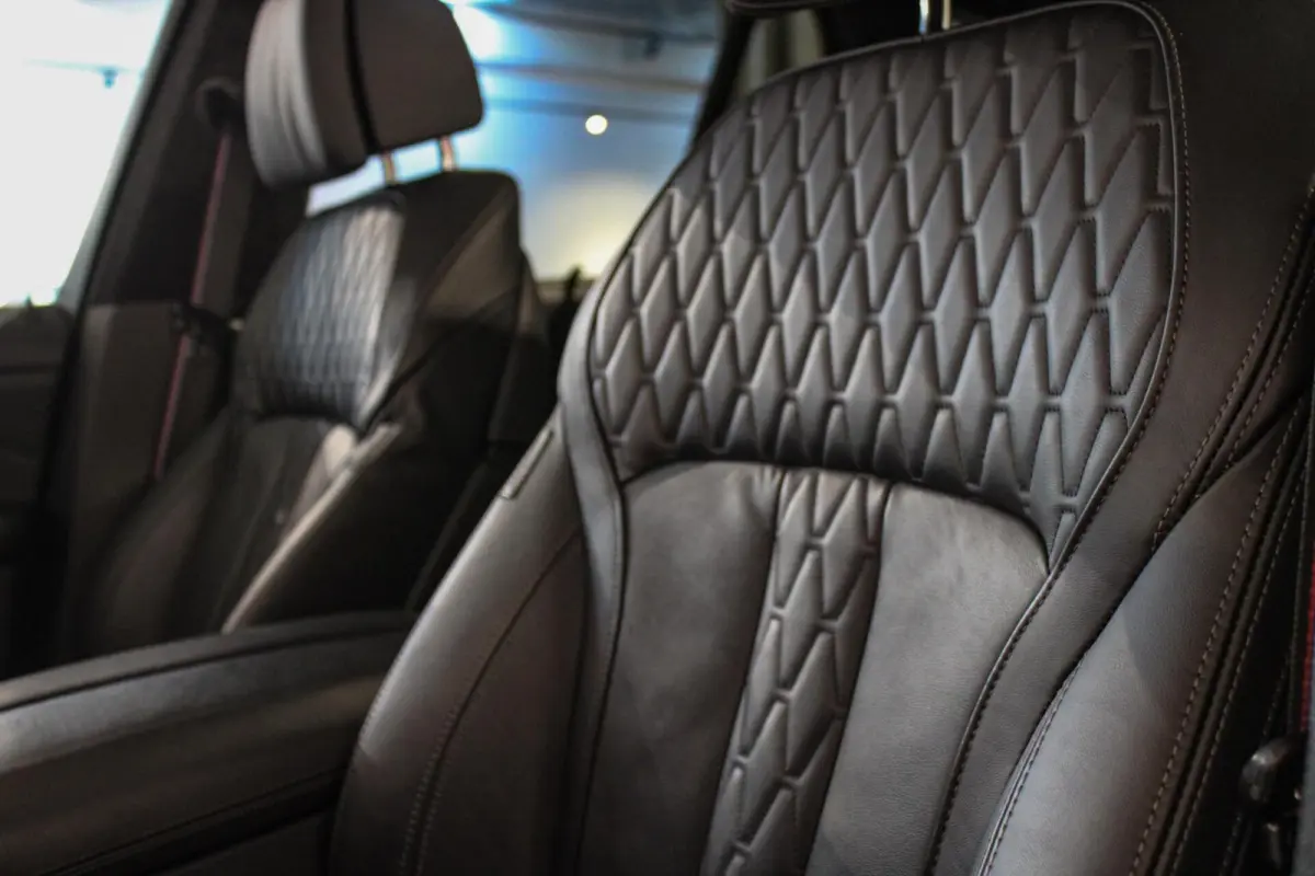xDrive50e M-sport Pro PANO | SKYLOUNGE | DRAVIT