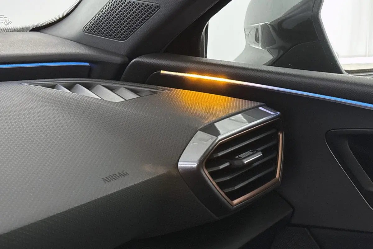 1.4 e-Hybrid Business Trekhaak Stuur-Stoelverwarming Memory