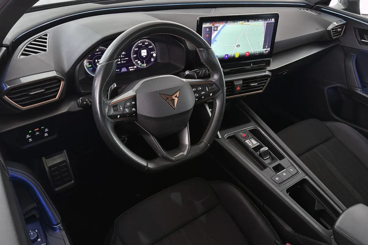 1.4 e-Hybrid Business Trekhaak Stuur-Stoelverwarming Memory