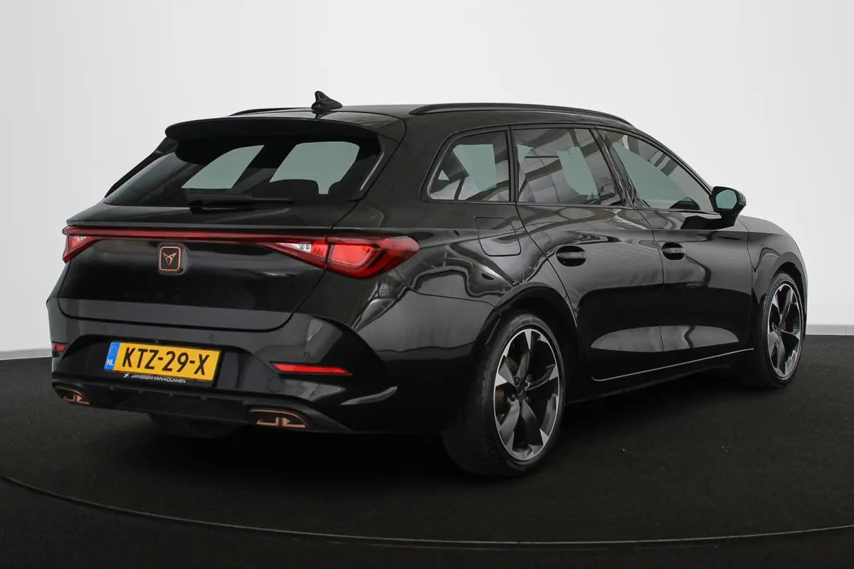 1.4 e-Hybrid Business Trekhaak Stuur-Stoelverwarming Memory