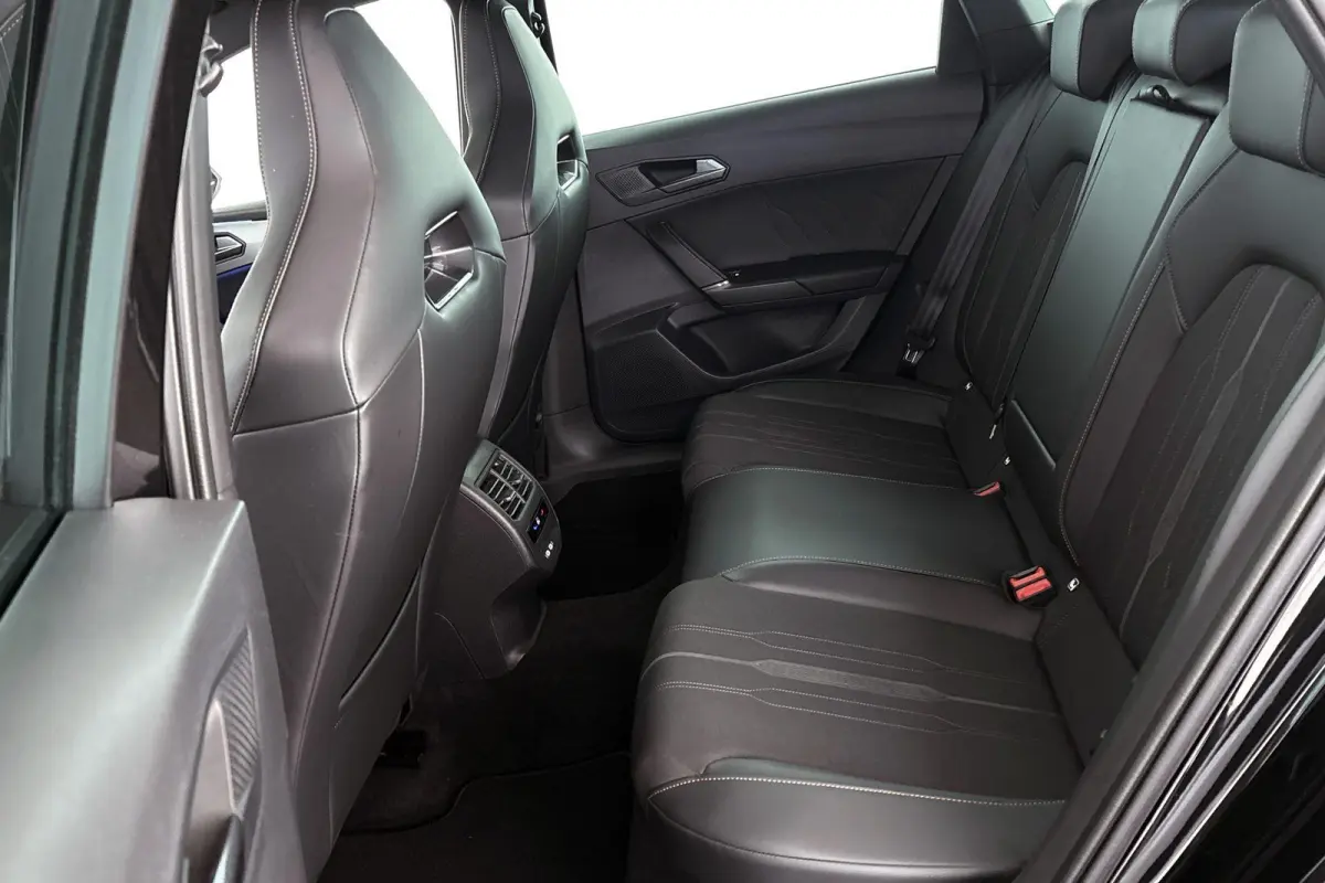 1.4 e-Hybrid Business Trekhaak Stuur-Stoelverwarming Memory