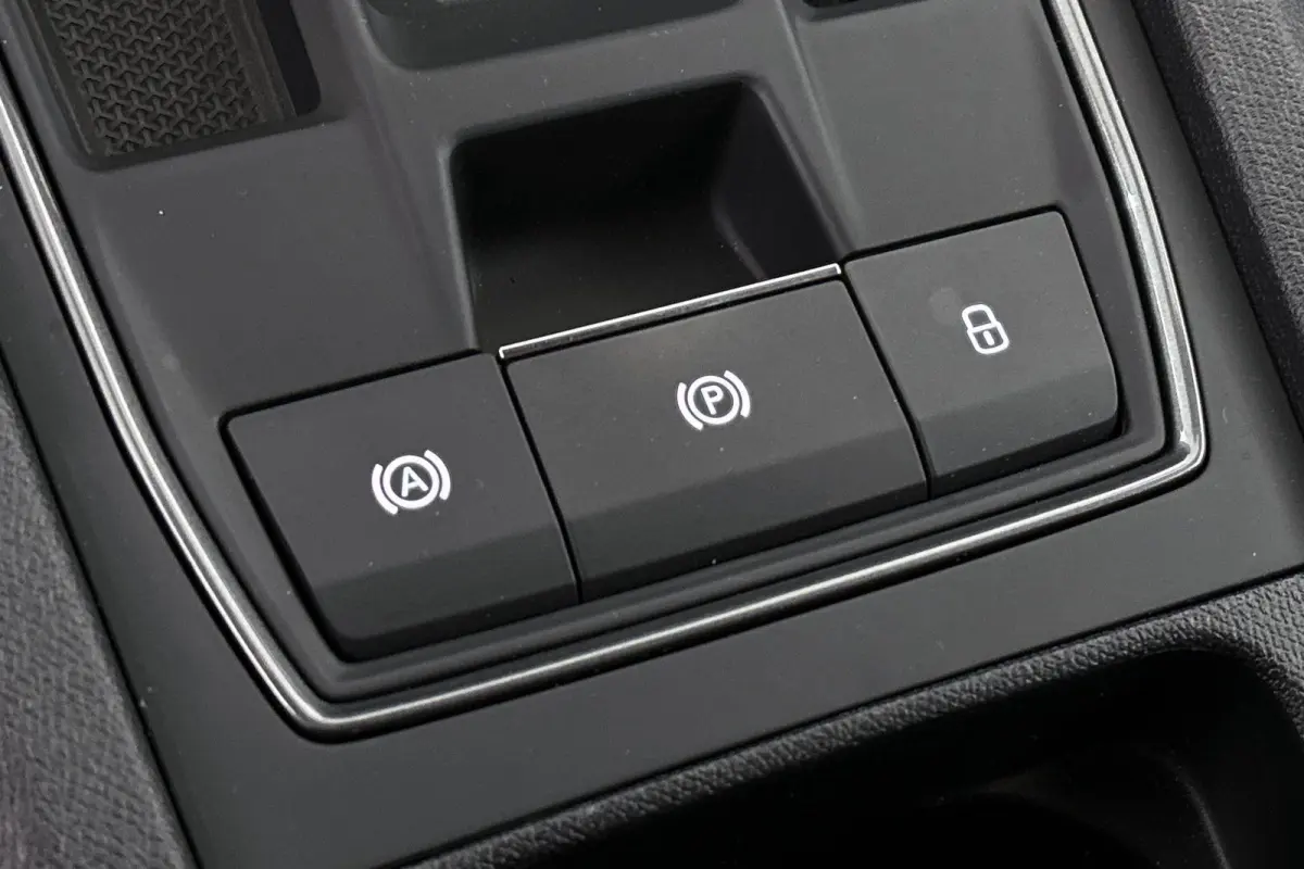 1.4 e-Hybrid Business Trekhaak Stuur-Stoelverwarming Memory