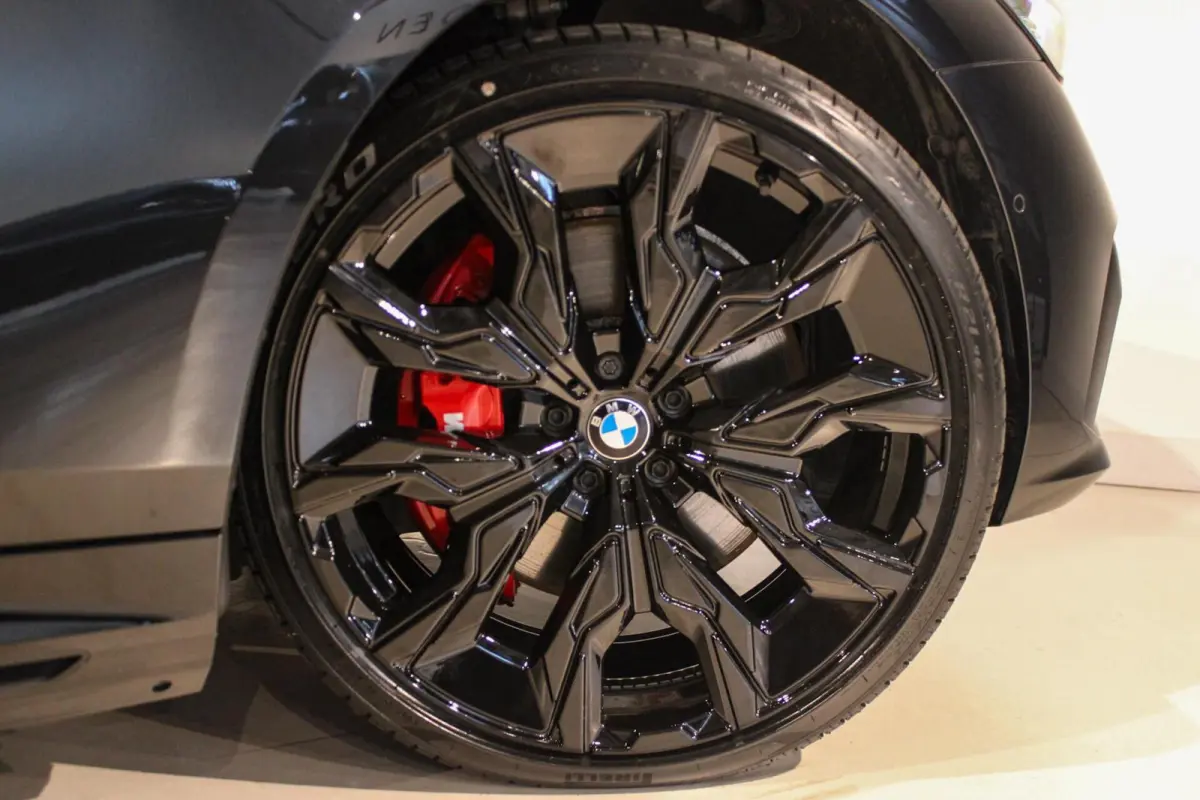 550e xDrive M-sport Pro PANO | B&W