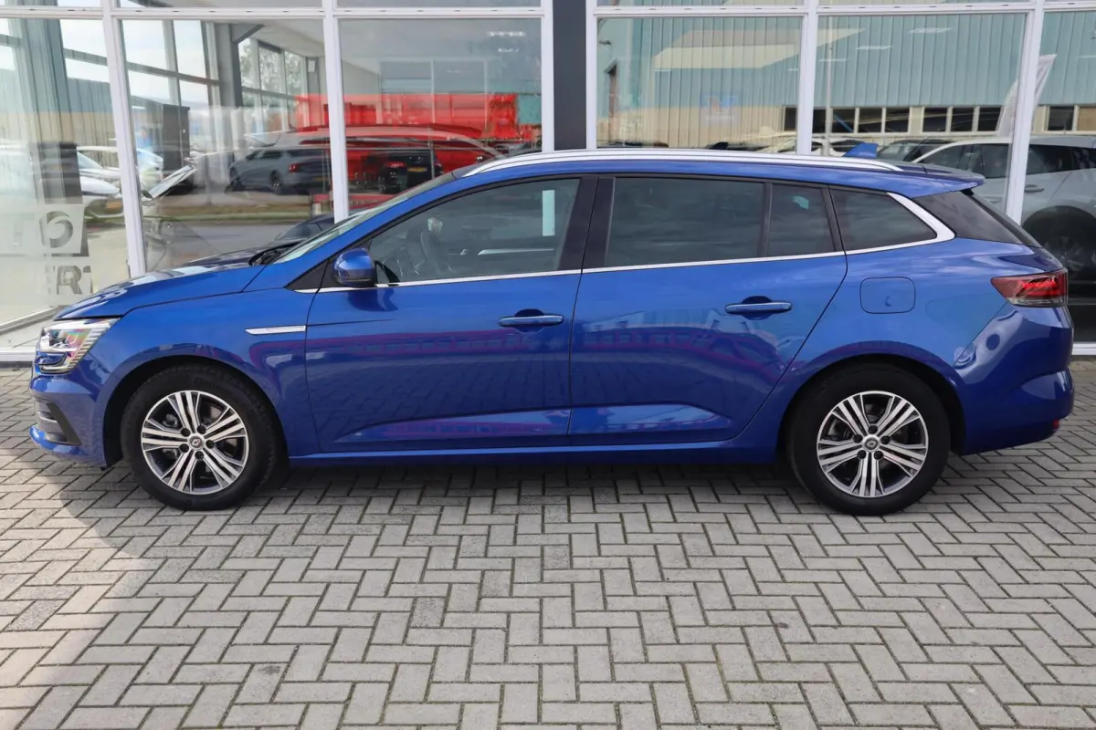 Estate 1.6 Plug-In Hybrid 160 Intens|Camera|HUD|Keyless|Dodehoek assistentie