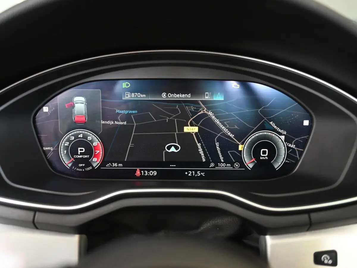 2.0 TFSI S-Line | Pano | Ambient | Digital Dash | Camera | Leder - Alcatara | Carplay - Android Auto | RS Diffuser | Adaptive Cruise | Lane Assist | Matrix Led | Dodehoek Detectie