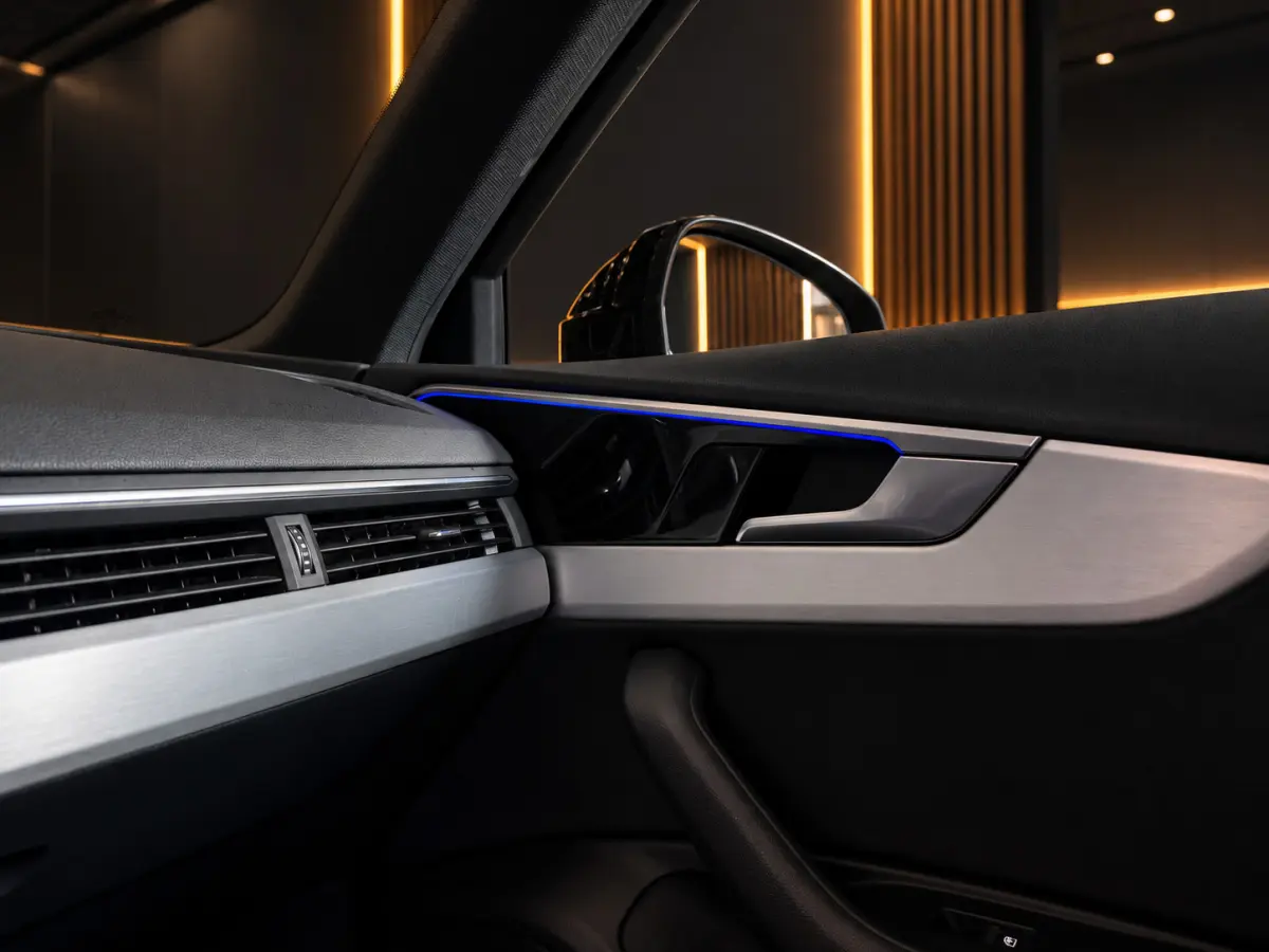 2.0 TFSI S-Line | Pano | Ambient | Digital Dash | Camera | Leder - Alcatara | Carplay - Android Auto | RS Diffuser | Adaptive Cruise | Lane Assist | Matrix Led | Dodehoek Detectie