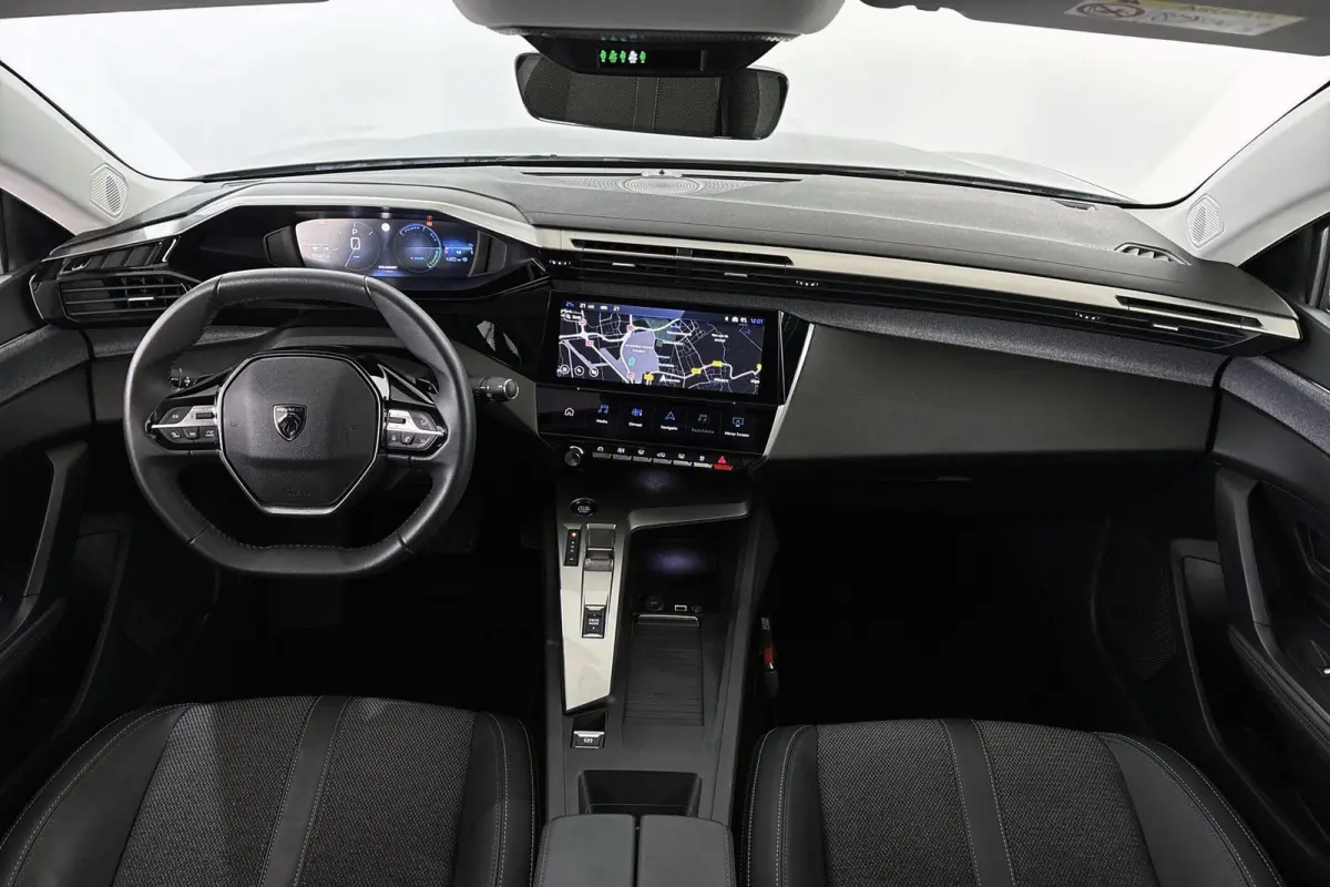 1.2 Hybrid 145 e-DCS6 Allure Automaat Camera Apple CarPlay