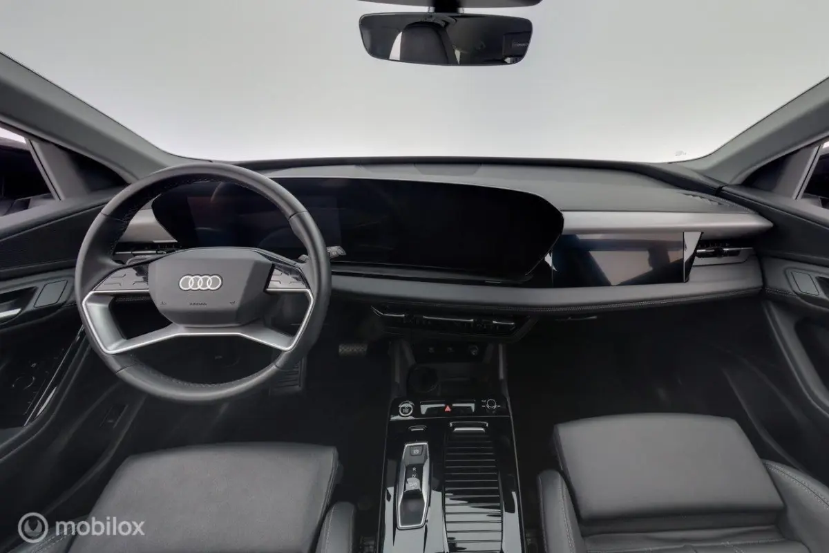 Quattro 100 kWh 388 pk, luchtvering, trekhaak