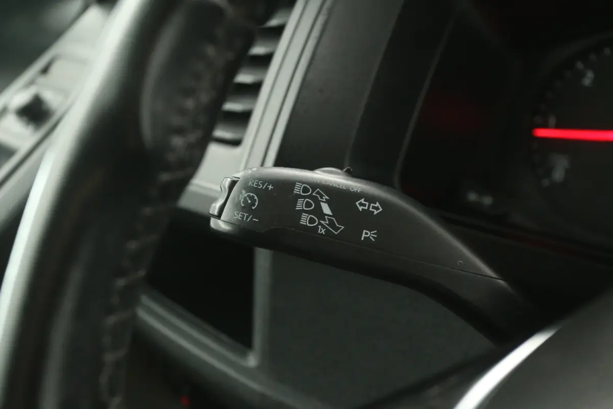 2.0 TDI L2H1 150PK | Automaat | Airco | Cruise | Trekhaak | Parkeersensoren | Imperiaal